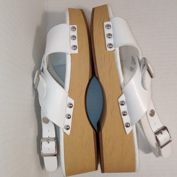 Madden NYC White Platform Wooden Heeled Girls Size 4 - Picture 11 of 15